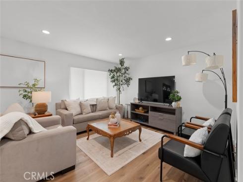 6582 Corrine Circle, Huntington Beach, CA