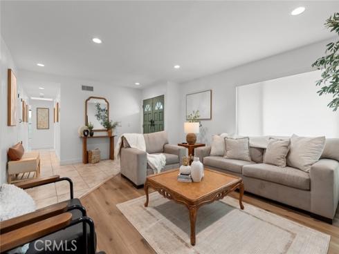 6582 Corrine Circle, Huntington Beach, CA