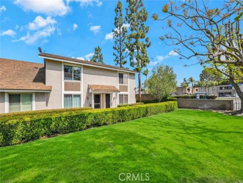 6702 Sun C Drive, Huntington Beach, CA