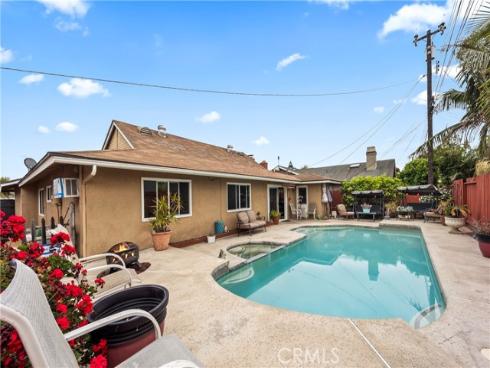 14901  Quill   Circle, Huntington Beach, CA