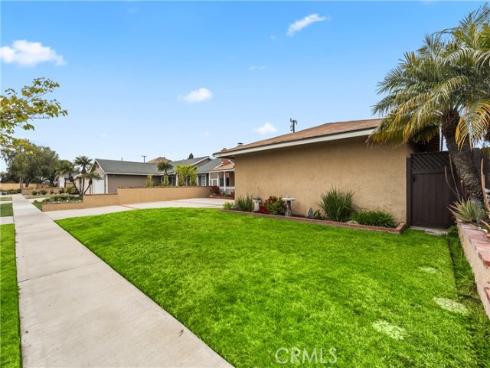 14901  Quill   Circle, Huntington Beach, CA