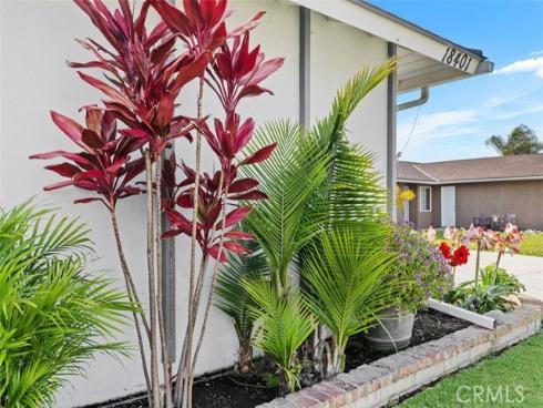 18401  Goodwin   Lane, Huntington Beach, CA