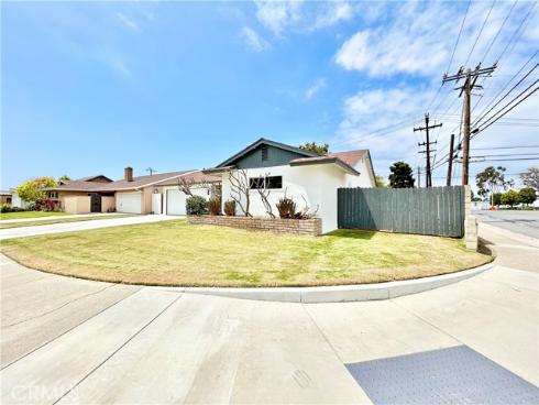 16501 Rhone Lane, Huntington Beach, CA