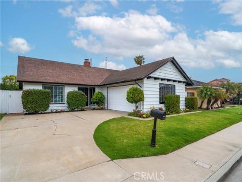 21122 Amberwick Lane, Huntington Beach, CA