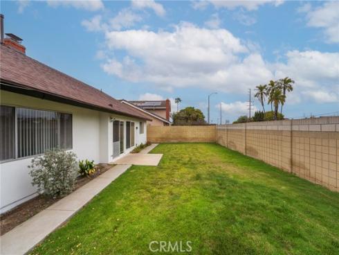 21122 Amberwick Lane, Huntington Beach, CA