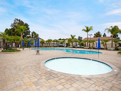 9946 Continental Drive, Huntington Beach, CA