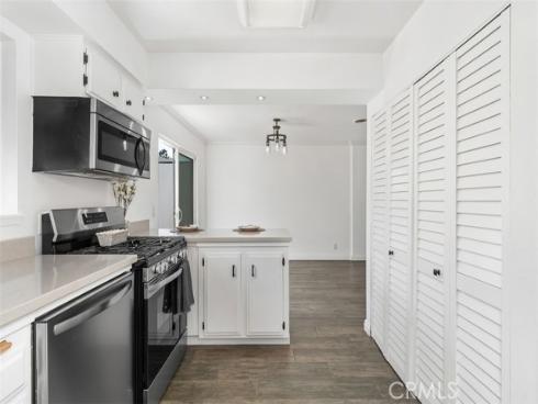 9946 Continental Drive, Huntington Beach, CA