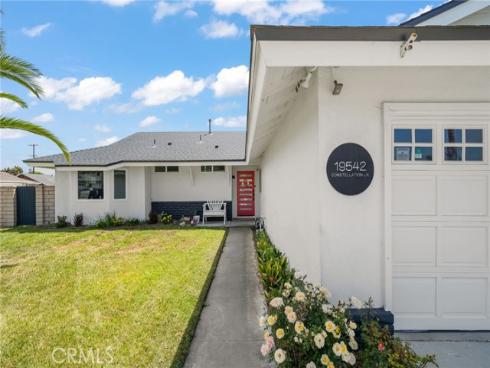 19542 Constellation Lane , Huntington Beach, CA