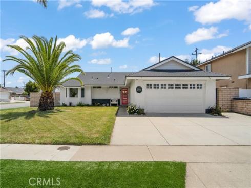 19542  Constellation Lane  , Huntington Beach, CA