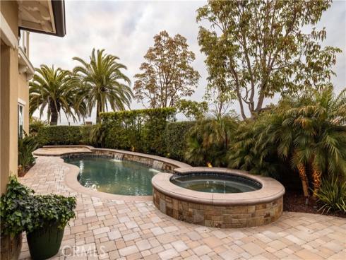 4461 Oceanridge Drive, Huntington Beach, CA
