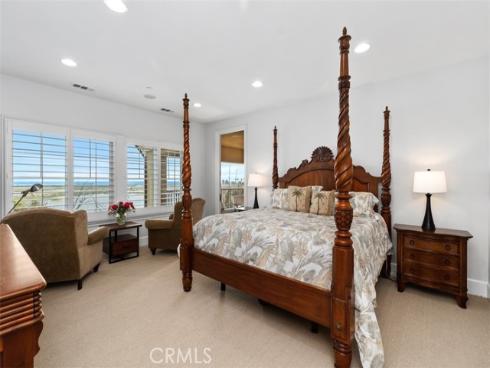 4762 Oceanridge Drive , Huntington Beach, CA