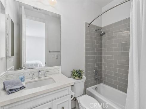 4762 Oceanridge Drive , Huntington Beach, CA