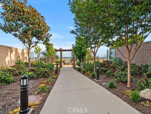4762 Oceanridge Drive , Huntington Beach, CA