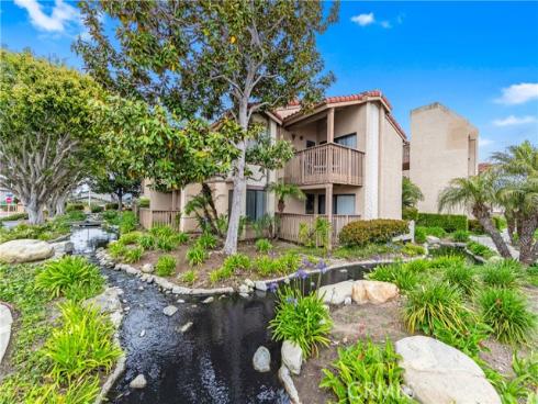 16512 Blackbeard Lane 102 , Huntington Beach, CA