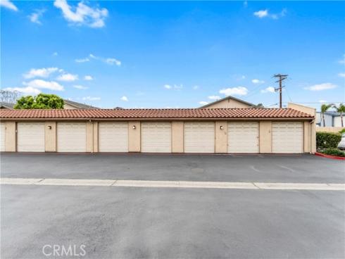 16512 Blackbeard Lane 102 , Huntington Beach, CA
