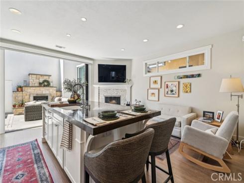 423 10th Street, Huntington Beach, CA