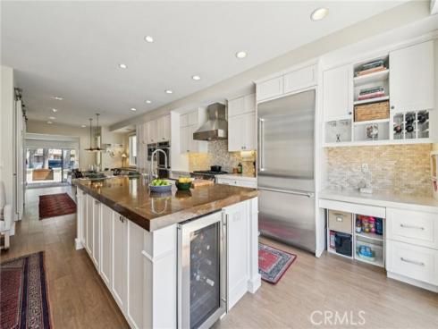 423 10th Street, Huntington Beach, CA