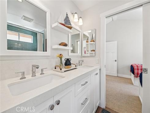 423 10th Street, Huntington Beach, CA