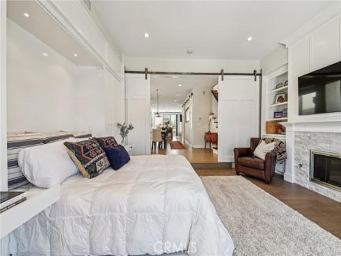 423 10th Street, Huntington Beach, CA