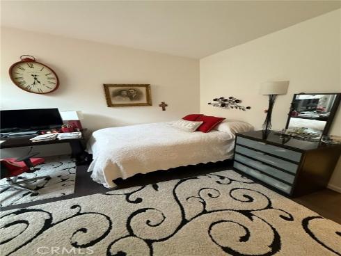 8566 Fallbrook C704B Circle, Huntington Beach, CA