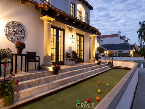 427 10th Street, Huntington Beach, CA