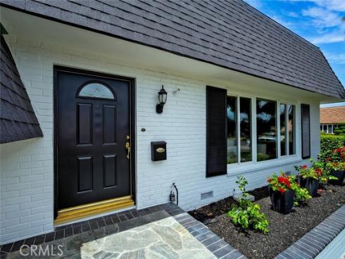 20361 Craimer Lane, Huntington Beach, CA