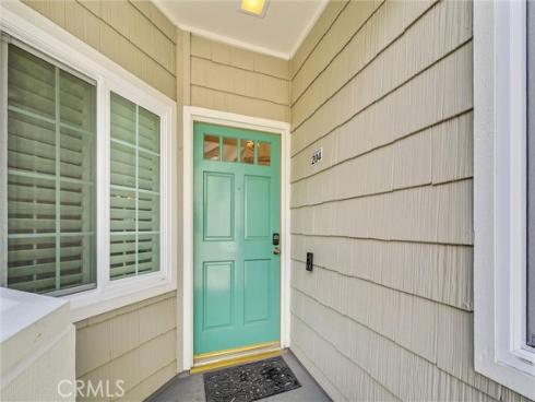 7402  Yellowtail  204  Drive, Huntington Beach, CA