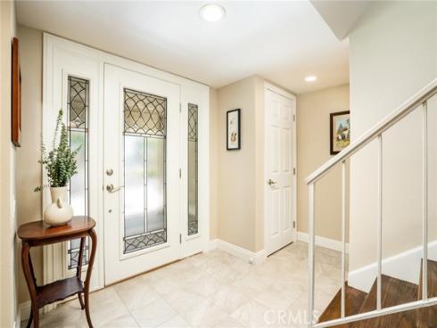 17301 Elsinore Circle, Huntington Beach, CA