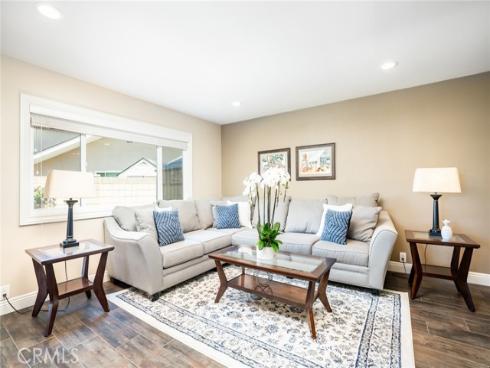 17301 Elsinore Circle, Huntington Beach, CA