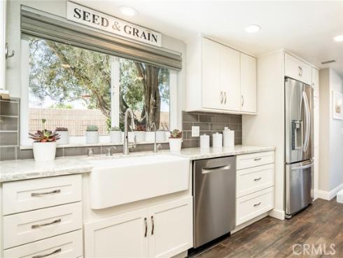 17301 Elsinore Circle, Huntington Beach, CA