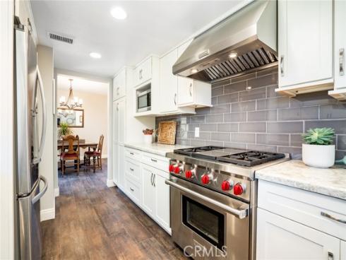 17301 Elsinore Circle, Huntington Beach, CA