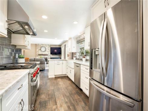 17301 Elsinore Circle, Huntington Beach, CA