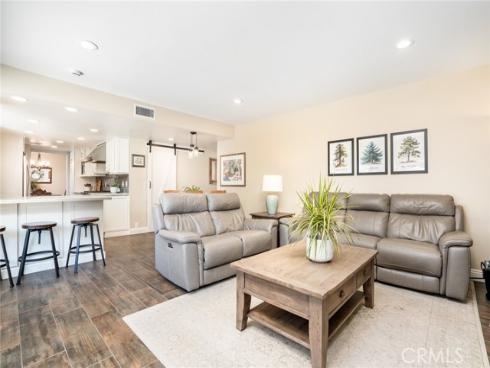 17301 Elsinore Circle, Huntington Beach, CA