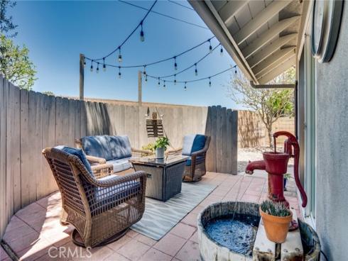 17301 Elsinore Circle, Huntington Beach, CA