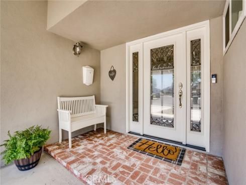 17301 Elsinore Circle, Huntington Beach, CA