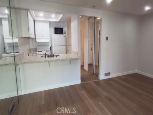 16922  Pacific Coast  176 , Huntington Beach, CA