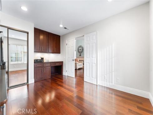 19481  Riverdale   Lane, Huntington Beach, CA