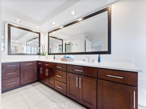 19481  Riverdale   Lane, Huntington Beach, CA