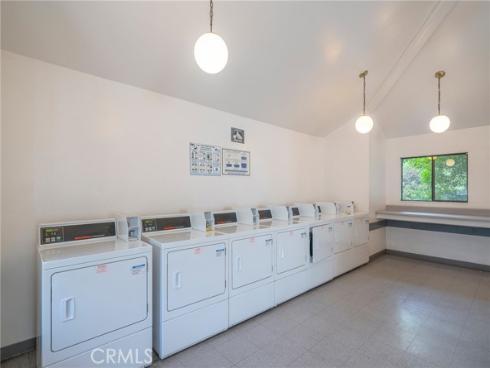 215 Wichita 106 Avenue, Huntington Beach, CA