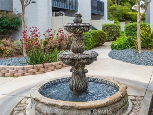 215 Wichita 106 Avenue, Huntington Beach, CA