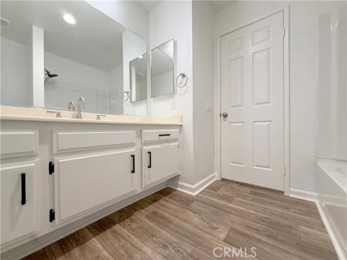 7422 Seastar 5 Drive, Huntington Beach, CA