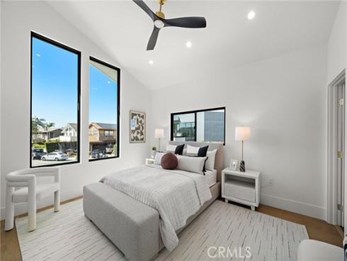 16602 Ensign Circle, Huntington Beach, CA