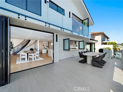 16602 Ensign Circle, Huntington Beach, CA