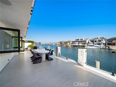 16602 Ensign Circle, Huntington Beach, CA