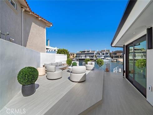 16602 Ensign Circle, Huntington Beach, CA