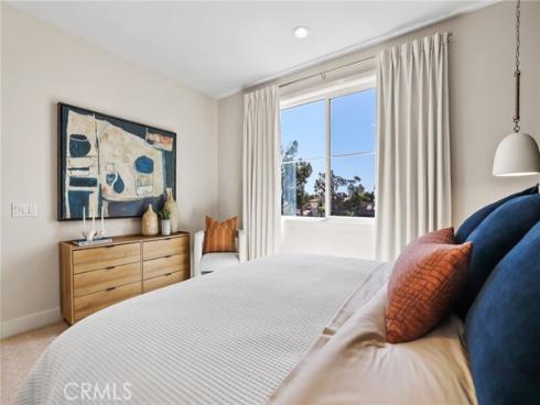 19041  Main  109  Street, Huntington Beach, CA