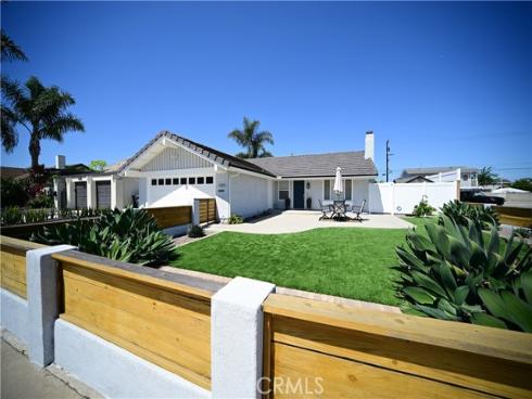 21651 Hilaria , Huntington Beach, CA
