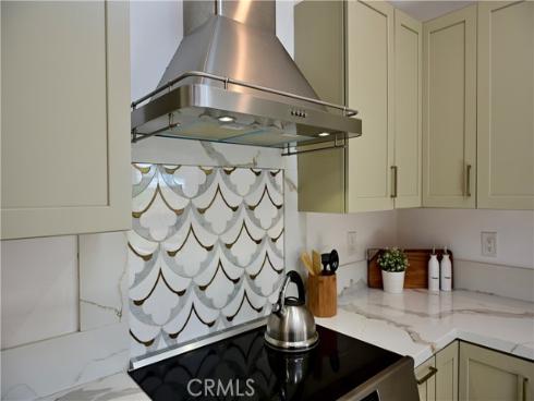 21651 Hilaria , Huntington Beach, CA