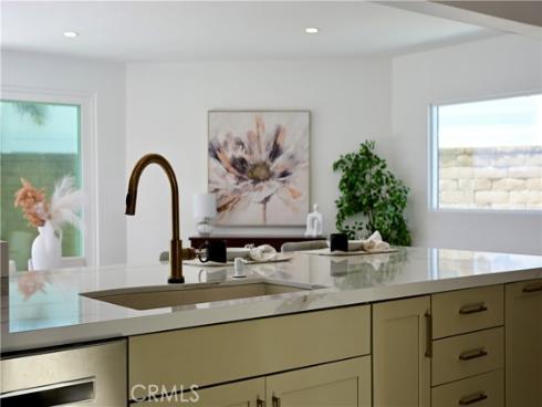 21651 Hilaria , Huntington Beach, CA