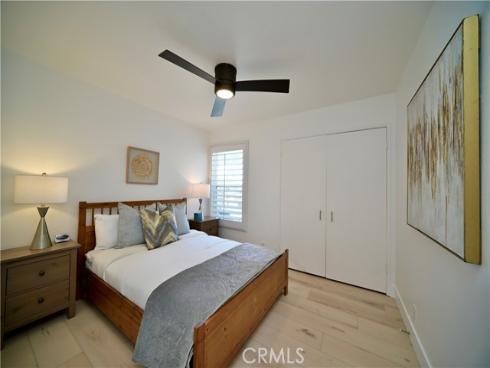 21651 Hilaria , Huntington Beach, CA